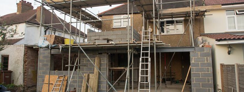 شروع بازسازی خانه